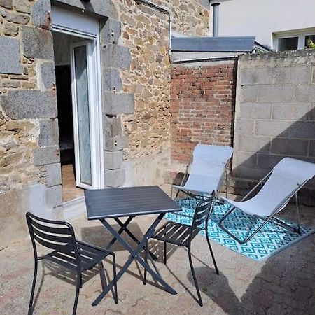 Ferienwohnung Chez Beatrice Saint-Jouan-des-Guérets Exterior foto